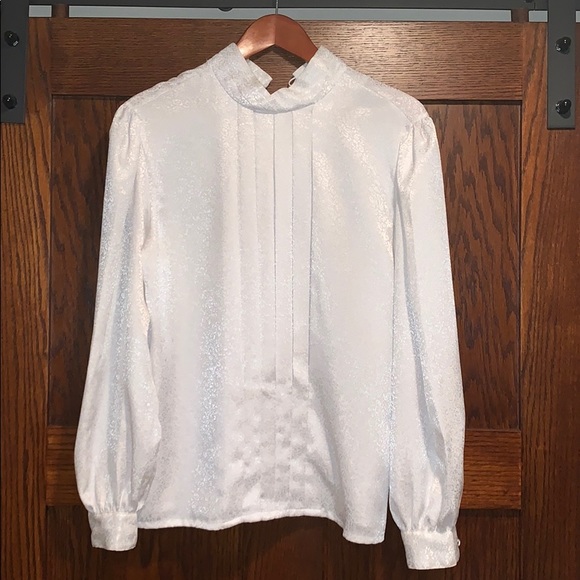 Vintage Tops - White satin long sleeve blouse. Size 10